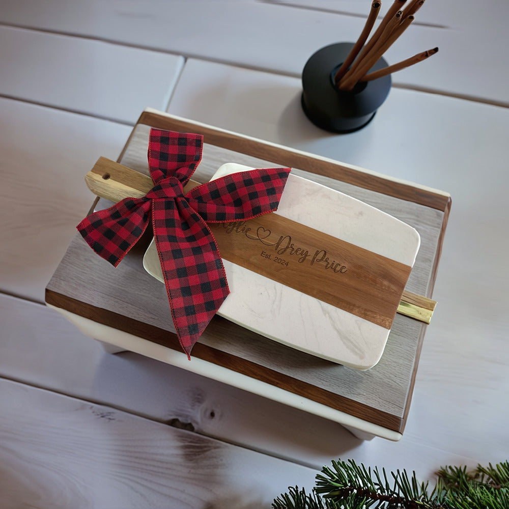 Heritage Serving Board With Ribbon