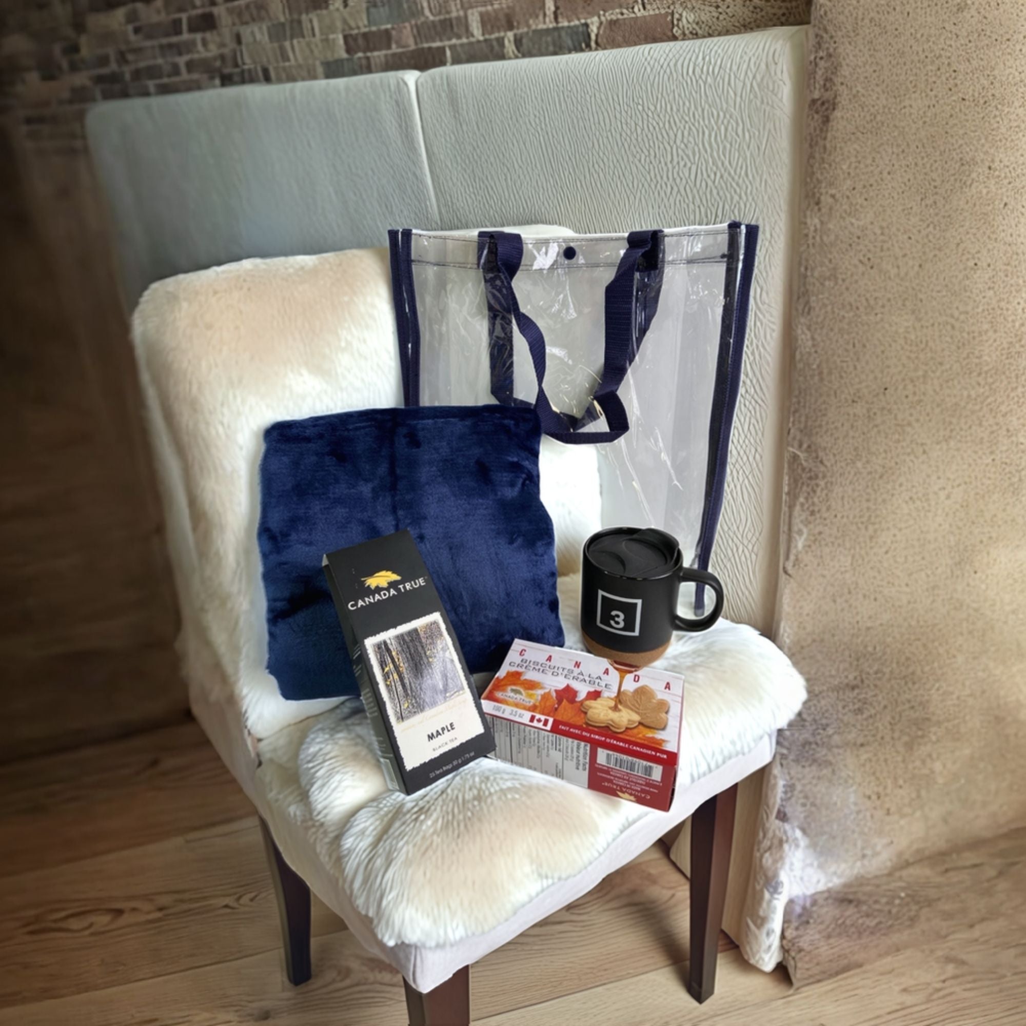 Maple Moments Cozy Gift Set