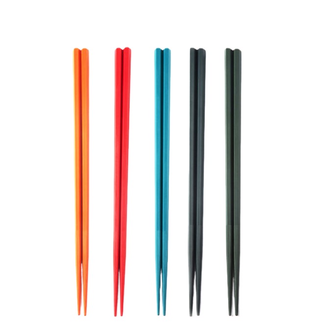 9.4 en baguettes en plastique