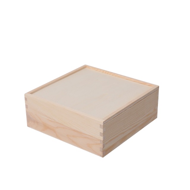 Caja de almacenamiento de madera de pino