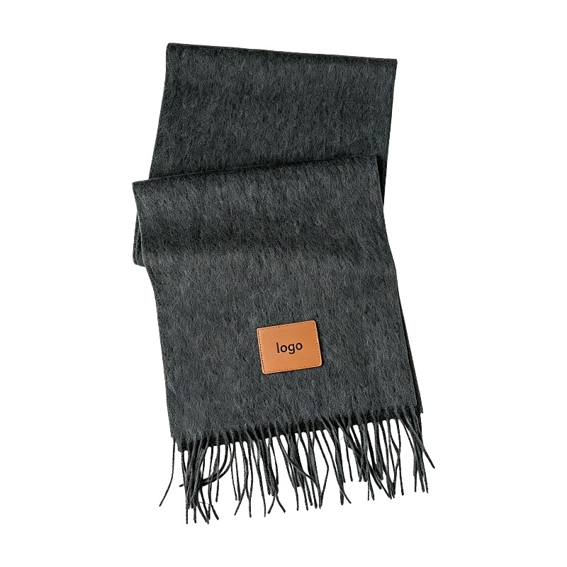 Unisex clásico bufanda de lana de color sólido con parche personalizado