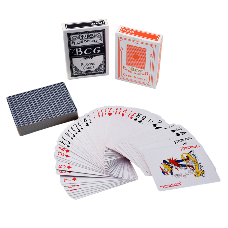 Jouer aux cartes